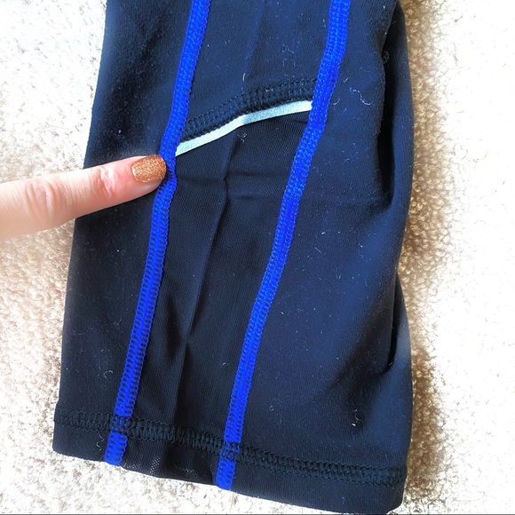 Black 3/4 crop track pants - Picture 3 of 4